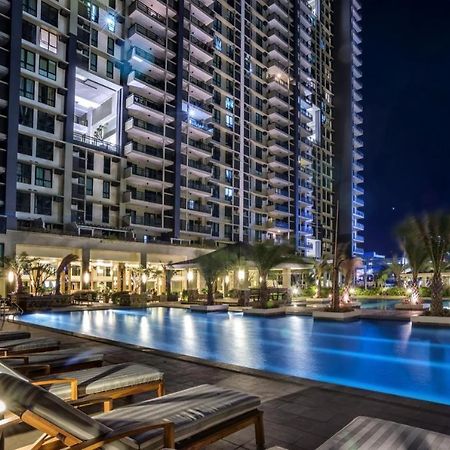 Resort Living Condominium Unit In Metro マニラ市 エクステリア 写真