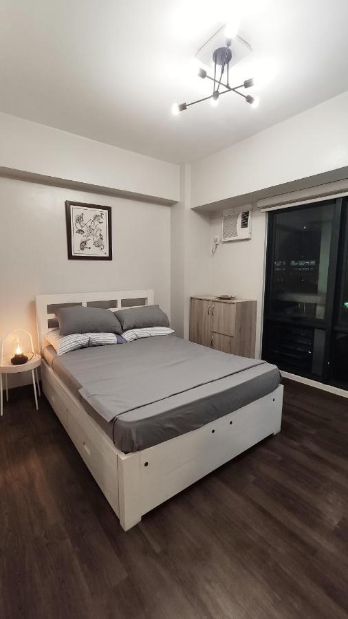 Resort Living Condominium Unit In Metro マニラ市 エクステリア 写真