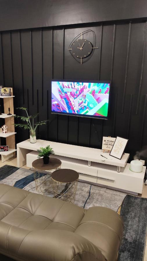 Resort Living Condominium Unit In Metro マニラ市 エクステリア 写真
