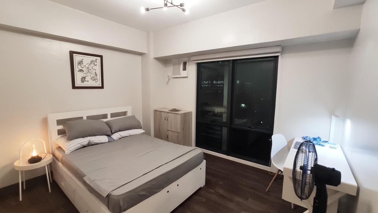 Resort Living Condominium Unit In Metro マニラ市 エクステリア 写真