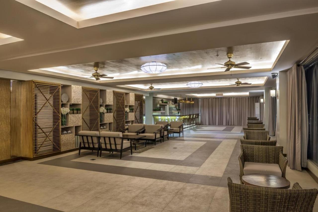 Resort Living Condominium Unit In Metro マニラ市 エクステリア 写真